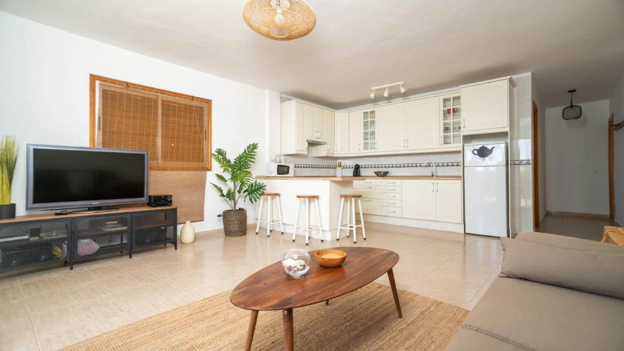Ocean Front Two Bedroom Apartment ปัวร์โตเดซานตีอาโก ภายนอก รูปภาพ